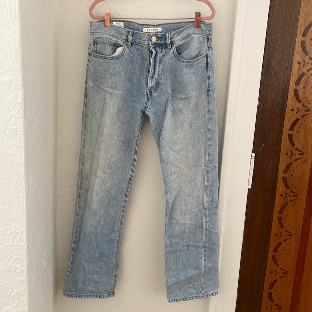 PacSun Light Wash Straight Leg Jeans